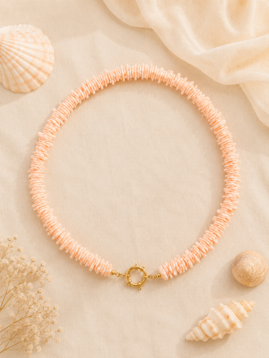 Collier Karibéa | Éclats de Coquillage & Fermoir Doré – Univers Aquatique