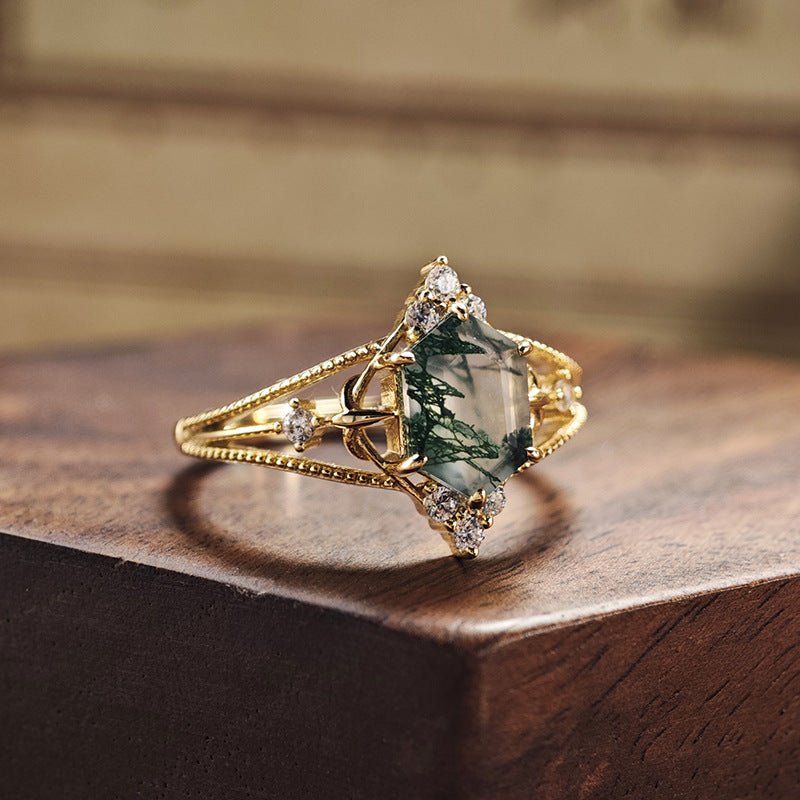 Vintage Moss Agate Hollow Ring