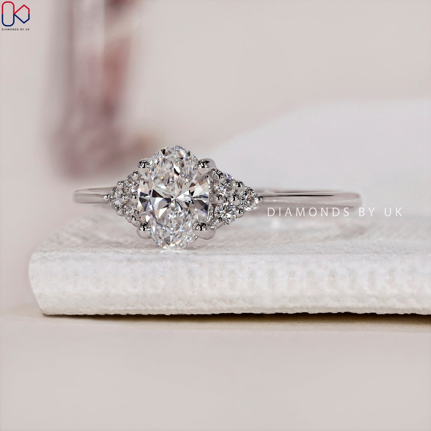 Oval Diamond Engagement Ring - Muse Setting