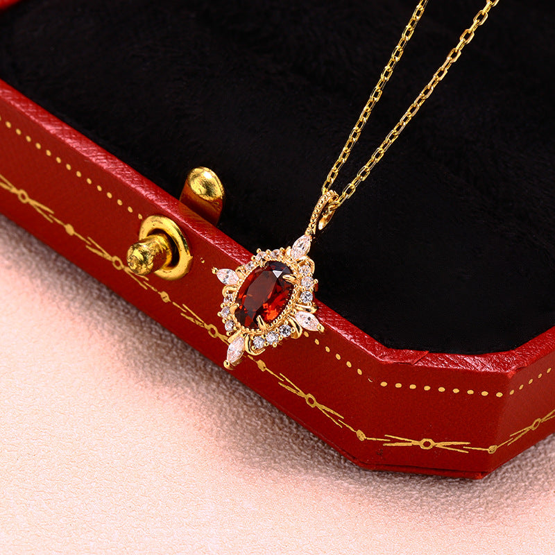 Vintage Oval Garnet Necklace