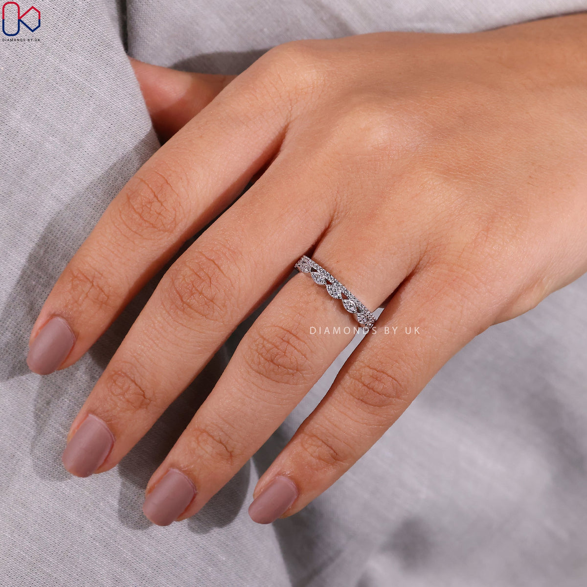 Round Diamond Double Row Wedding Band