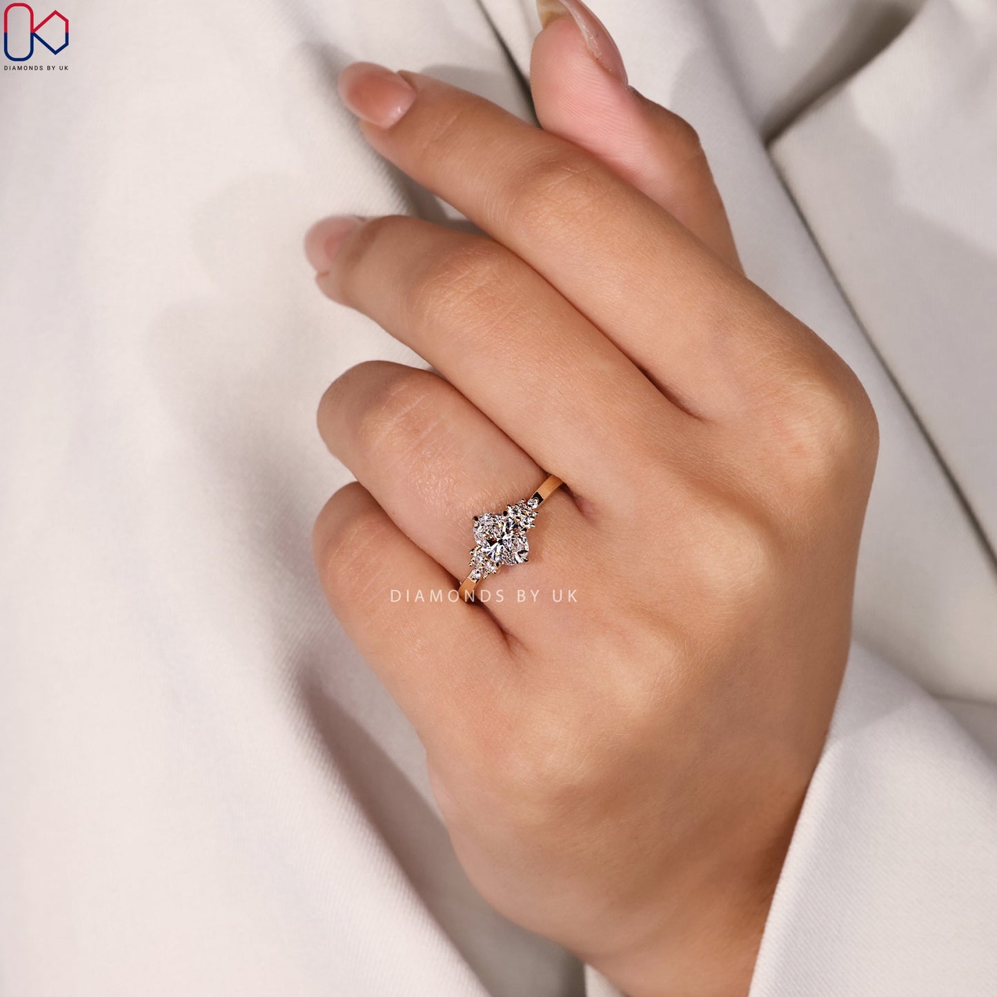 Oval Shaped Engagement Ring With Muse Setting