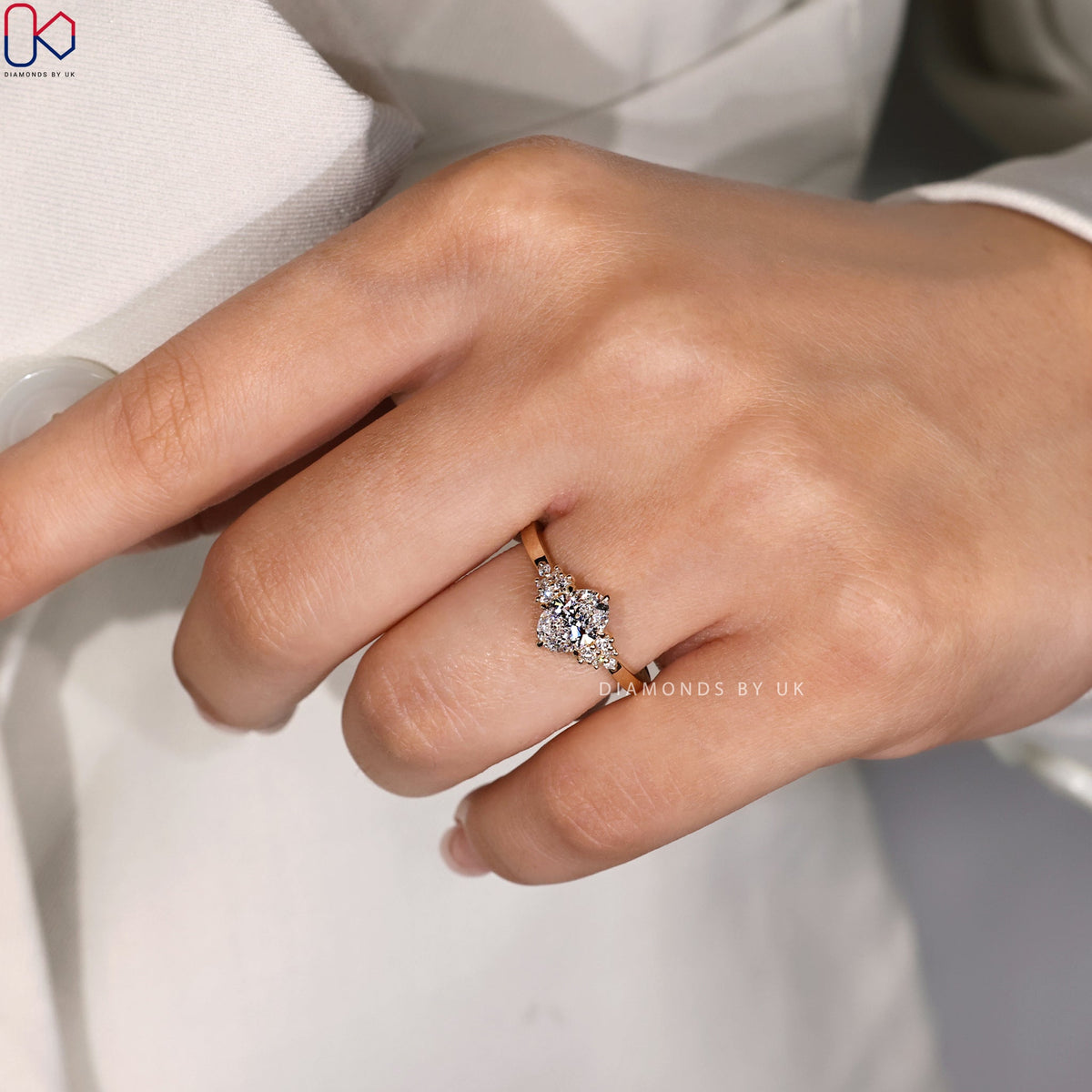 Oval Shaped Engagement Ring With Muse Setting