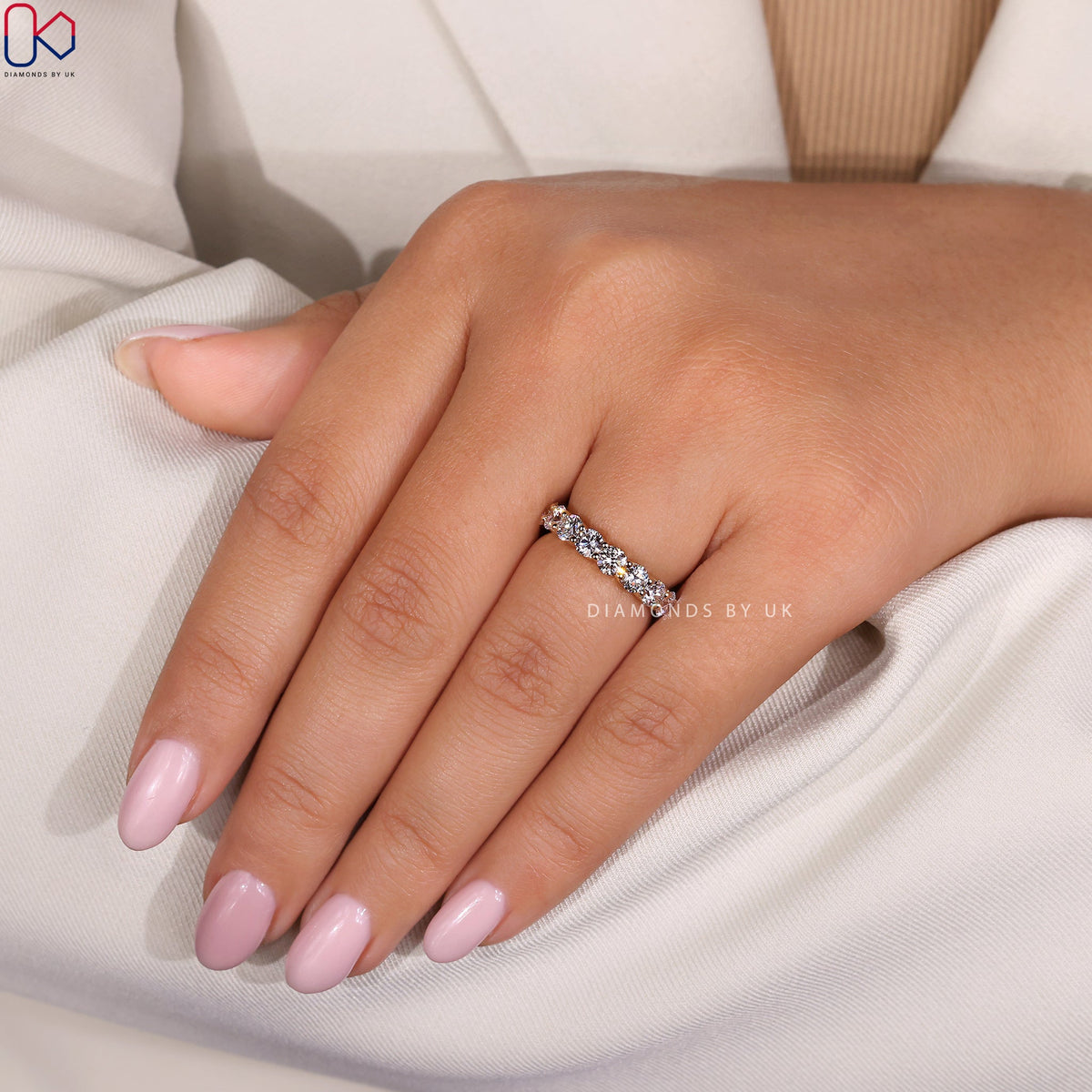 Half Eternity Band – Round Diamonds