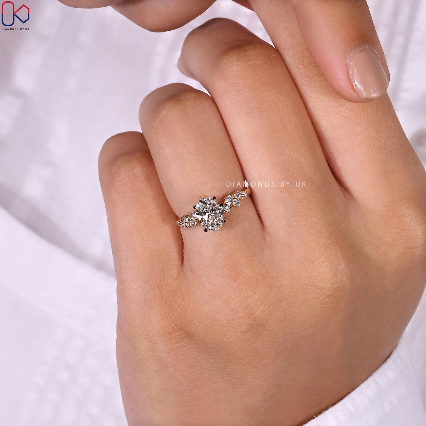Oval Cut Diamond Ring With Zig Zag Shank Band