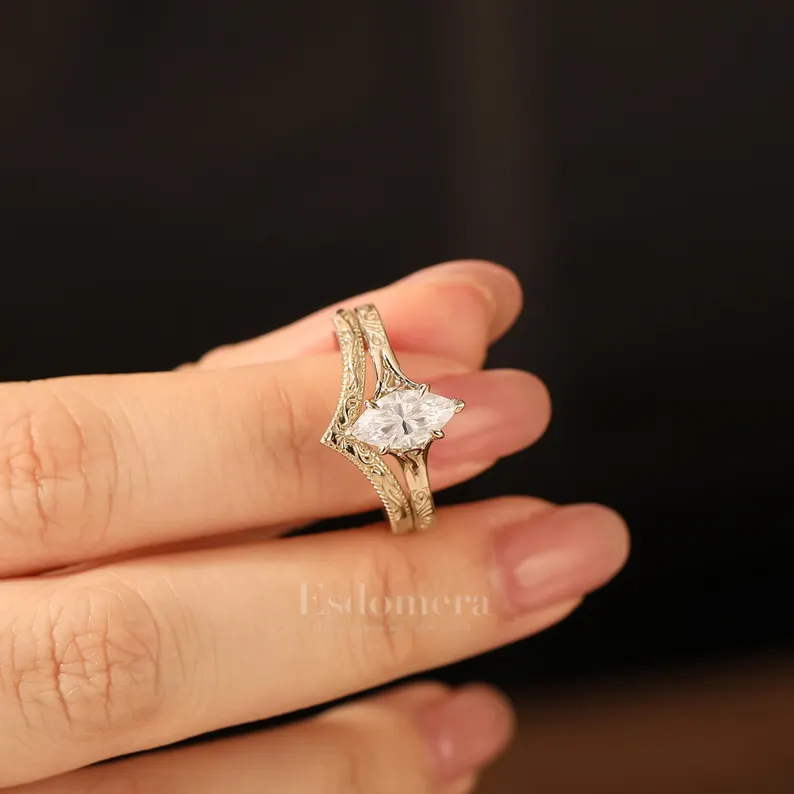 Antique Solitaire 1CT Marquise Moissanite Engagement Ring Set 14K Solid Gold Engraved Ring Set