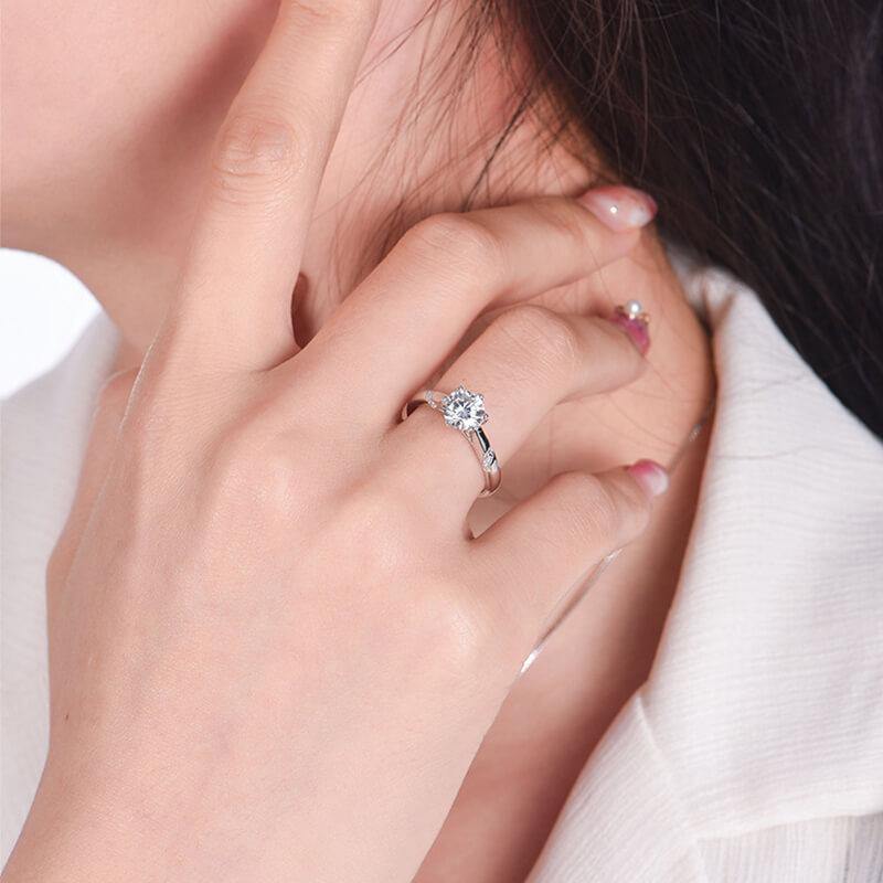 Carved Solarii Moissanite 2.0ct Round Cut 925 Sterling Silver Side Stone Engagement Ring