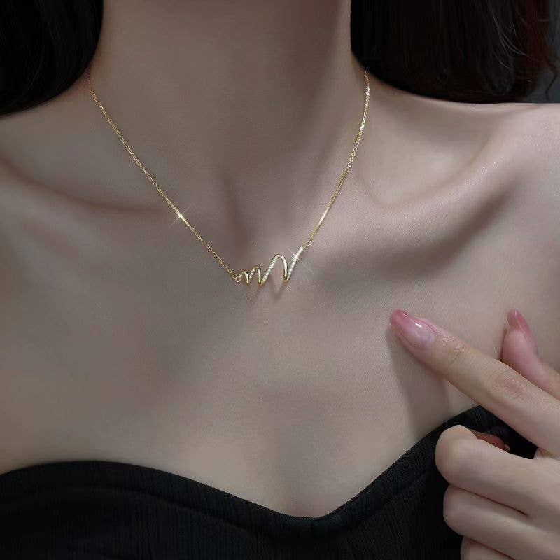 Ocean Sea Wave Beach Pendant Necklace in 925 Sterling Silver: Gold