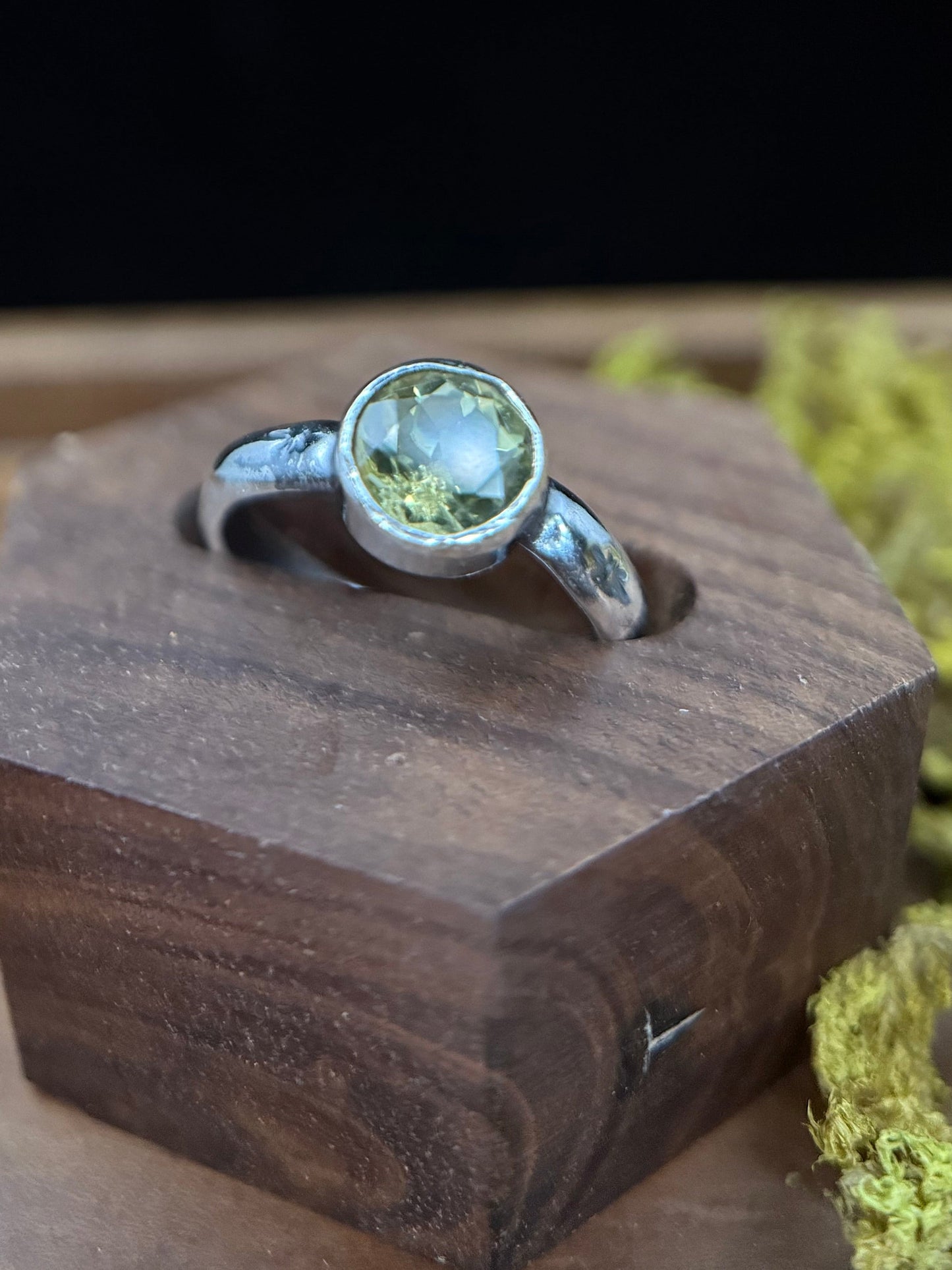 Eyes Closed Canary Ring