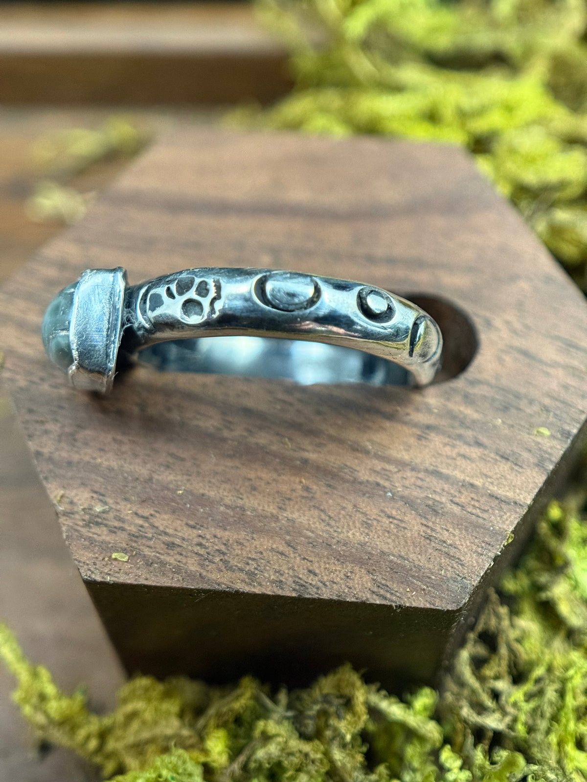 Specter Ring
