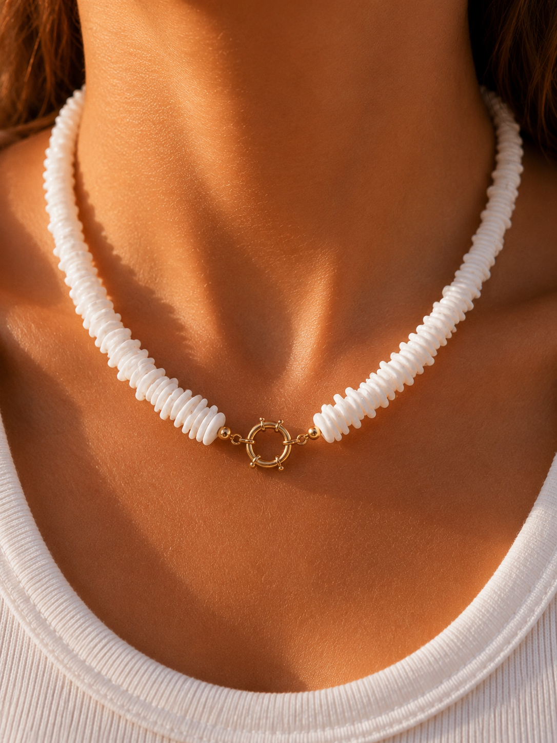 Collier Karibéa | Éclats de Coquillage & Fermoir Doré – Univers Aquatique