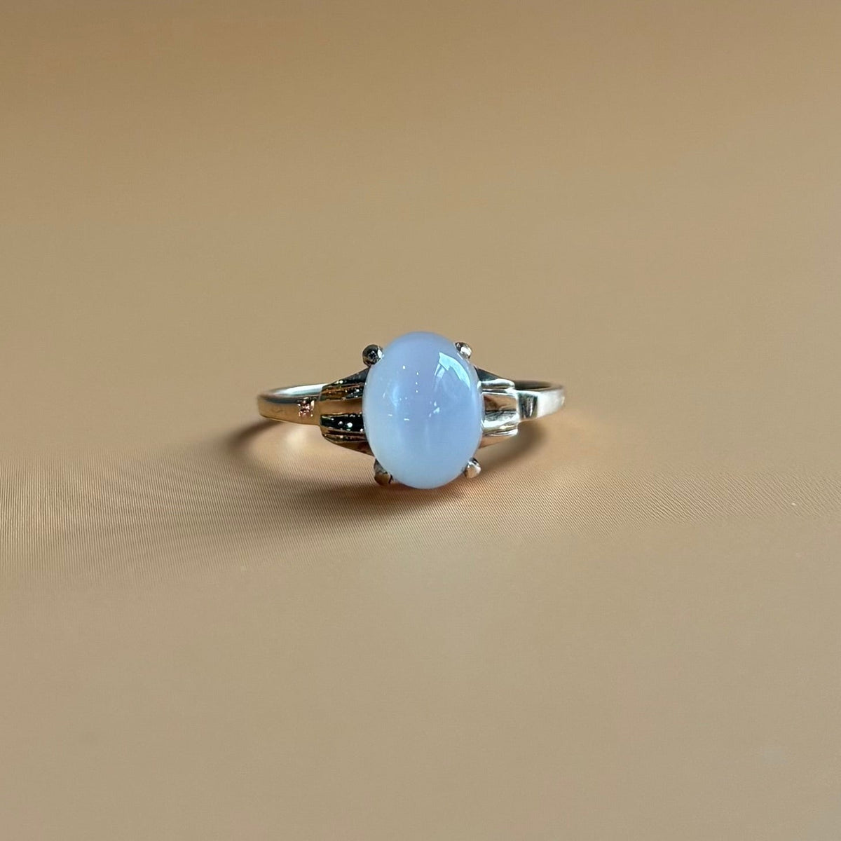 Victorian Oval Moonstone Solitaire Ring | 10k Yellow Gold | Vintage