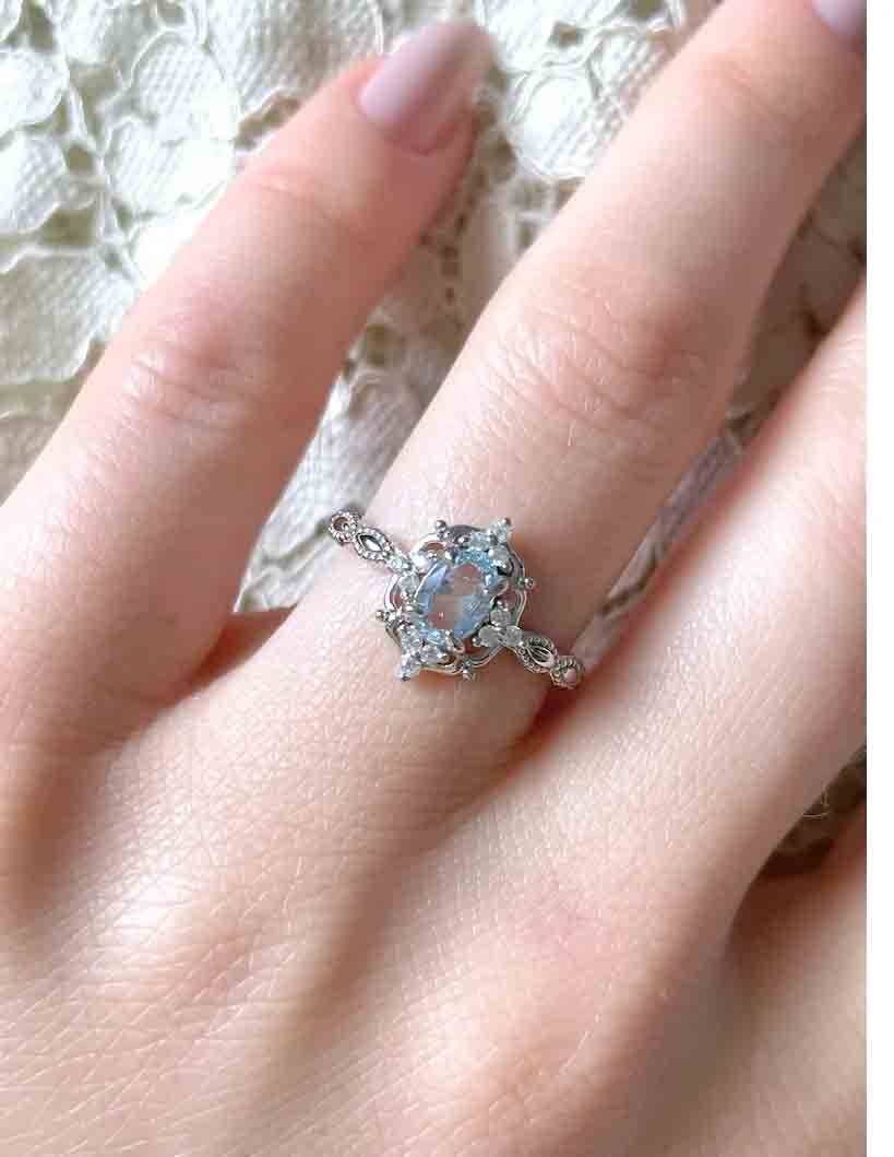 Natural Oval Aquamarine Ring with Moissanite in 925 Silver: 925 Sterling Silver / 7