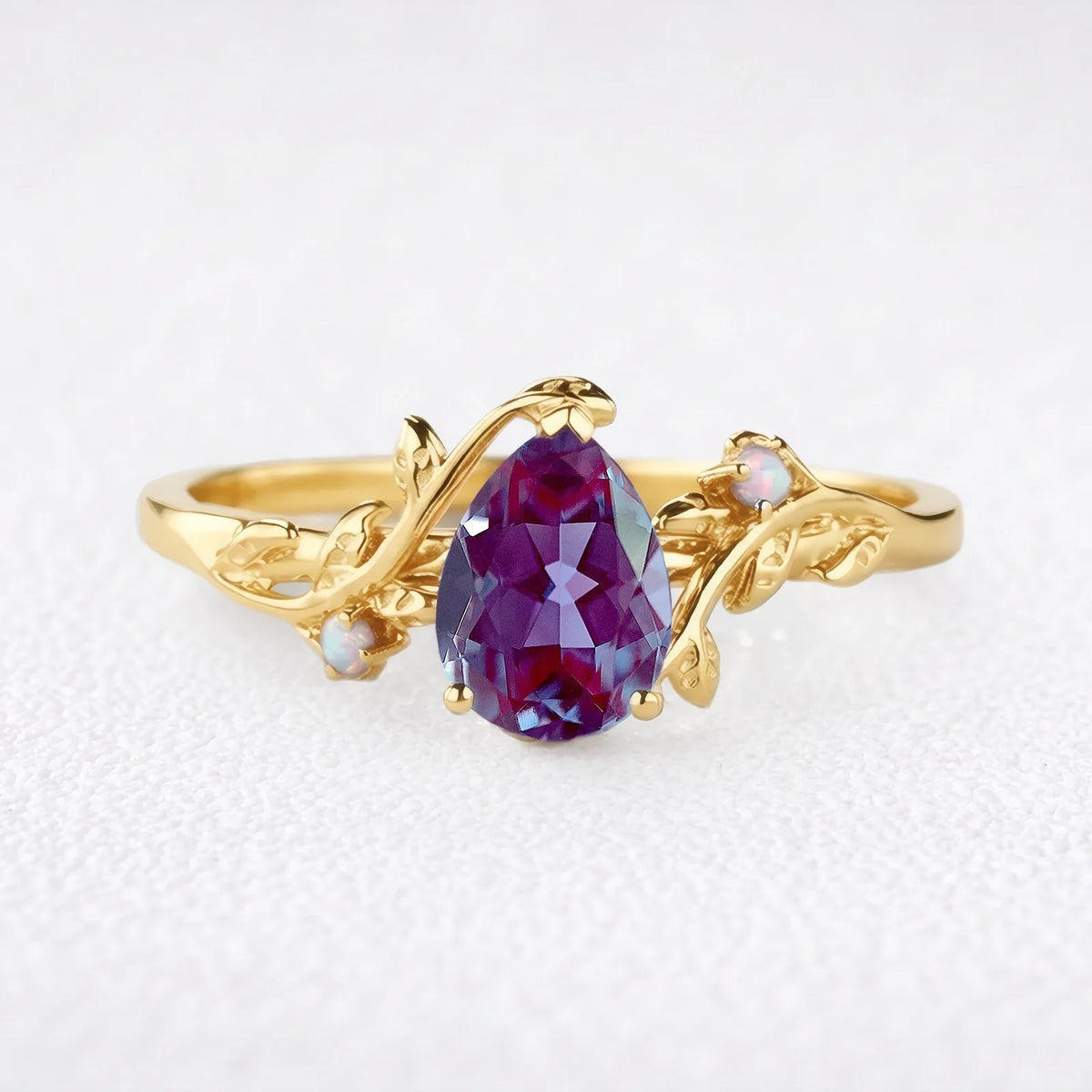 Iris’s Vine | Vintage Pear Alexandrite & Moonstone Bridal Set 2pcs