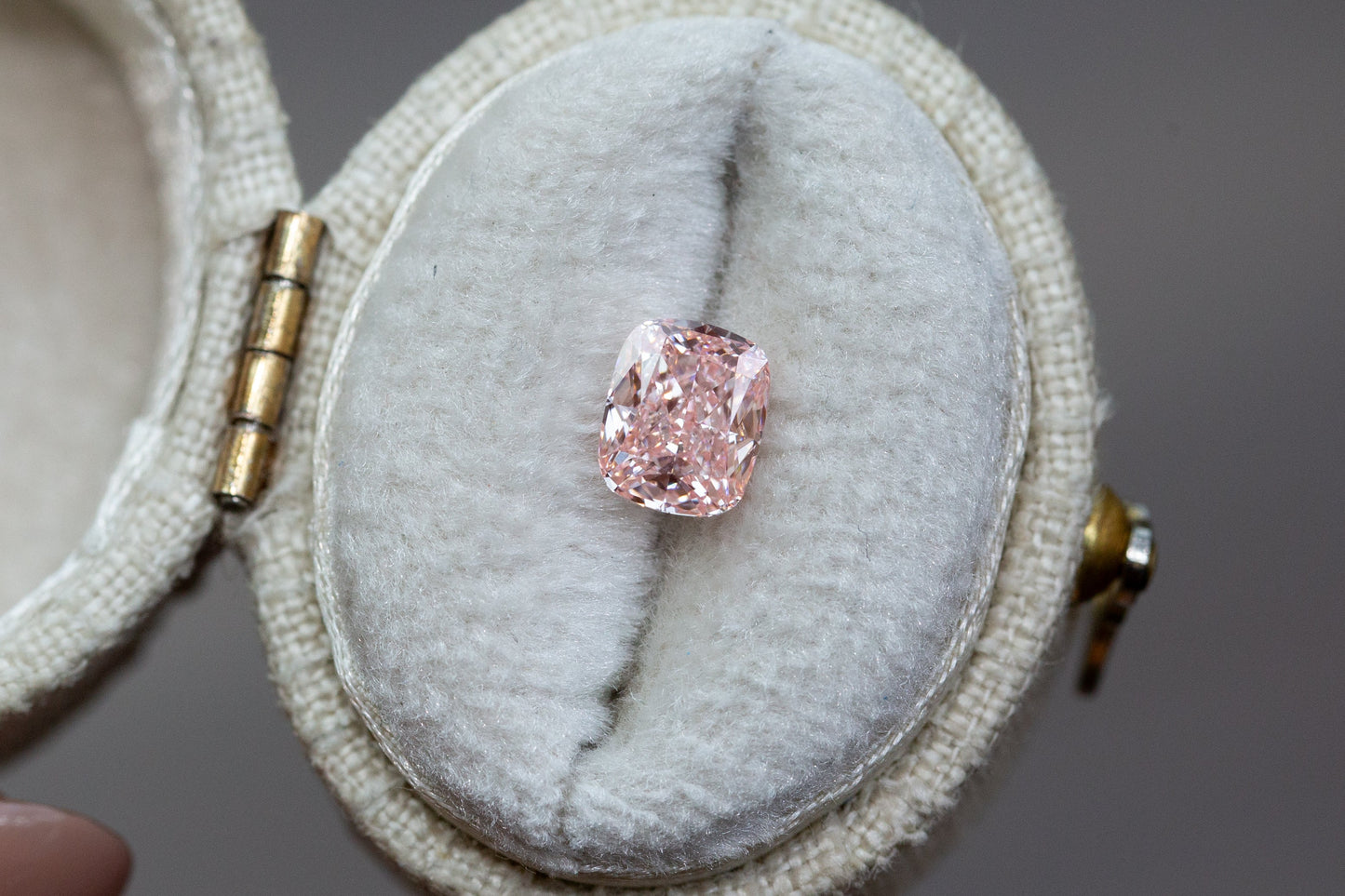 1.00ct Cushion Cut Fancy Intense Pink Lab Diamond, VS1