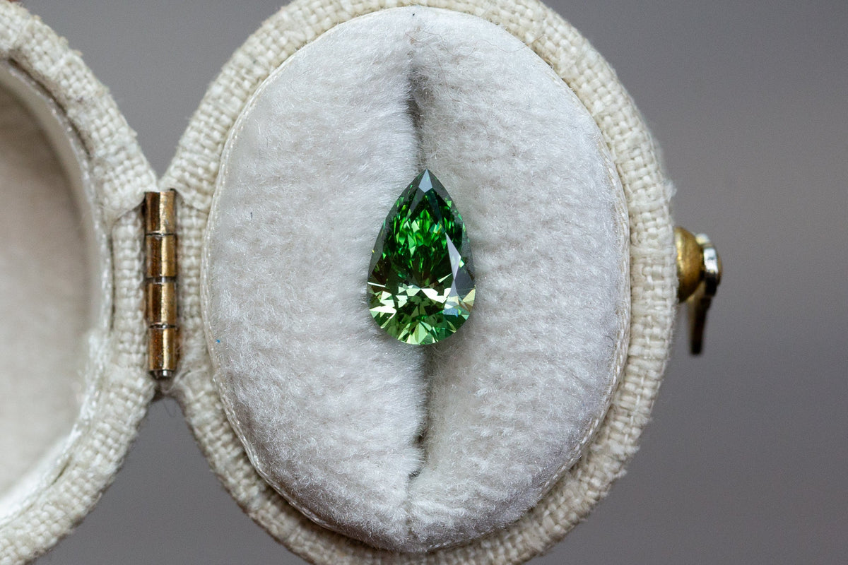 1.20ct Fancy Vivid Green Pear Lab Diamond, VS1