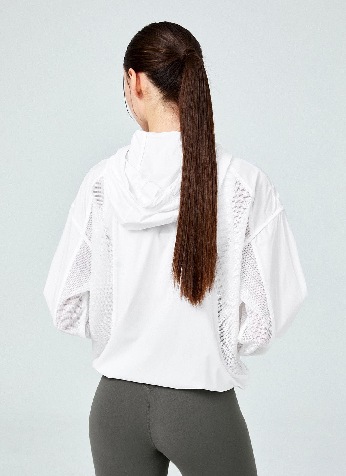 Airy Mesh Hood Crop Windbreaker