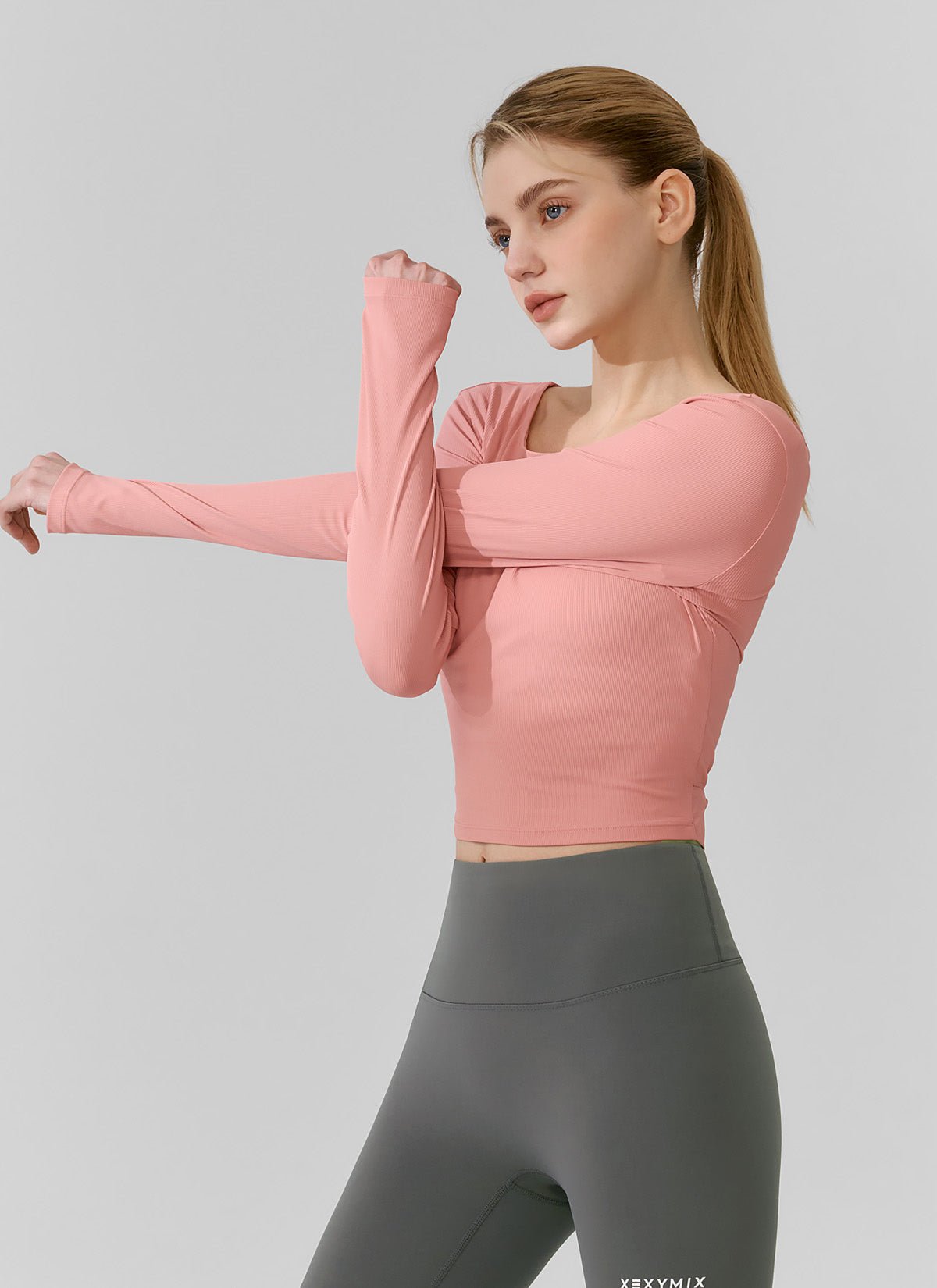 Ribbed Back Slit Fingerhole Long Sleeve