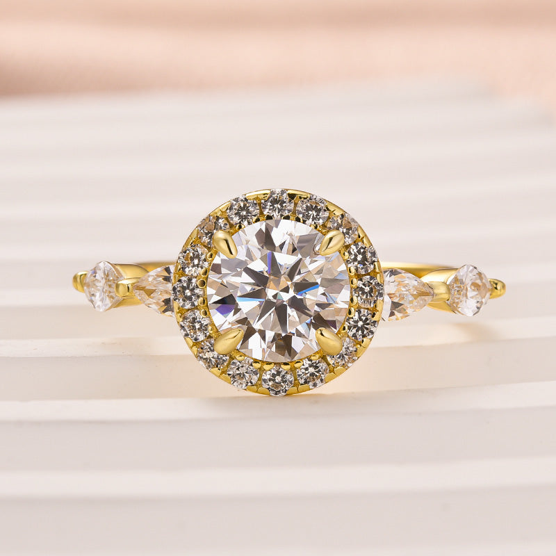 Gorgeous Solarii Moissanite 1.0ct Round Cut 925 Sterling Silver Halo Design Engagement Ring