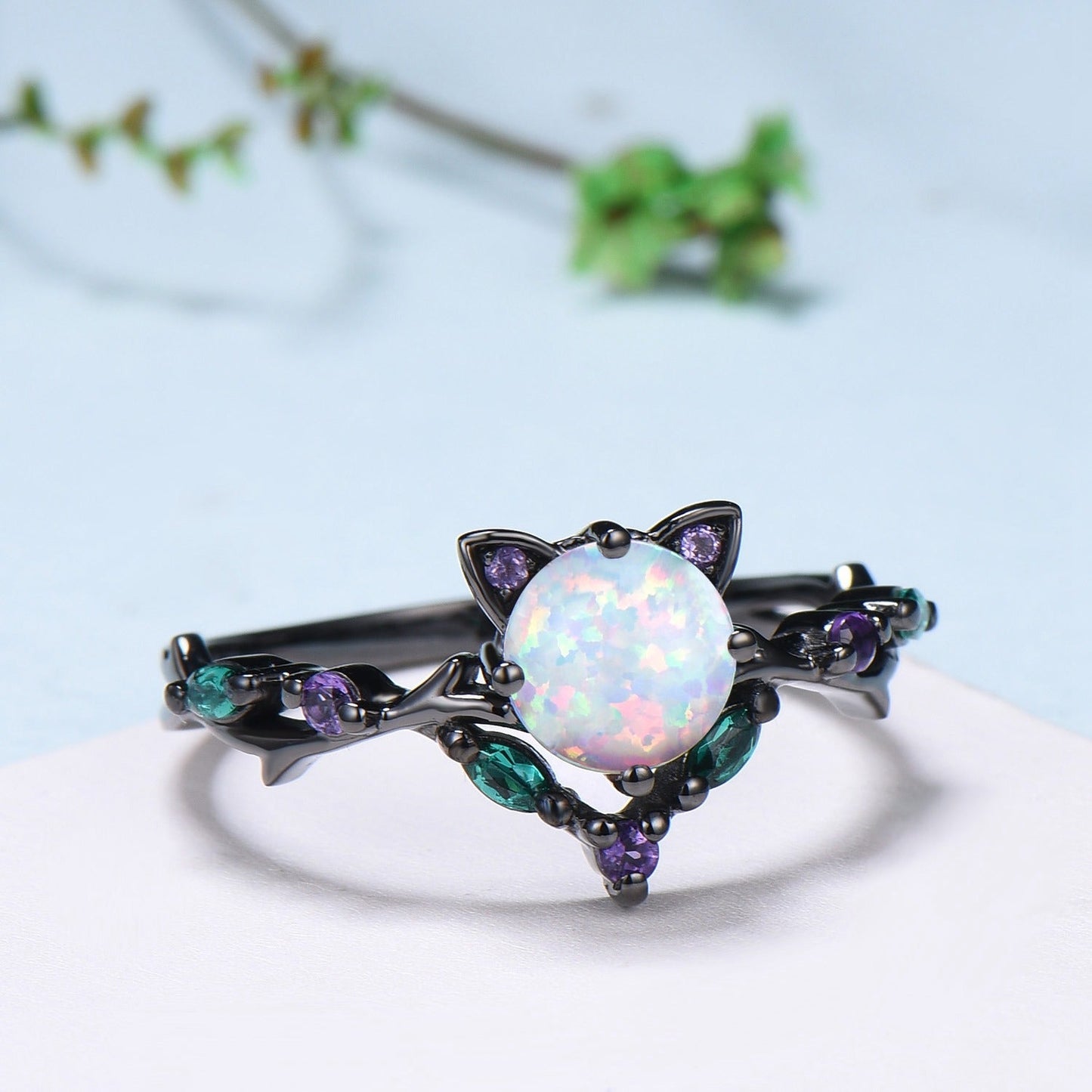 Unique Cat Fire Opal Engagement Ring Black Gold Round White Opal Animal Inspired Amethyst Emerald Band Promise Anniversary Ring Gift Women