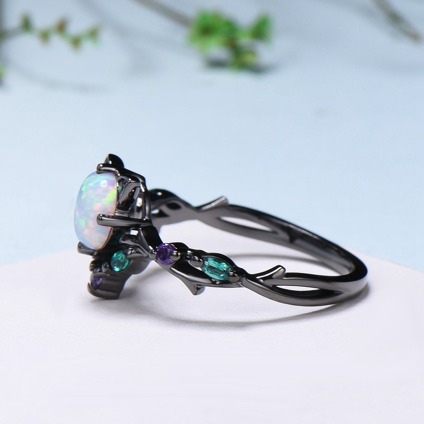 Unique Cat Fire Opal Engagement Ring Black Gold Round White Opal Animal Inspired Amethyst Emerald Band Promise Anniversary Ring Gift Women