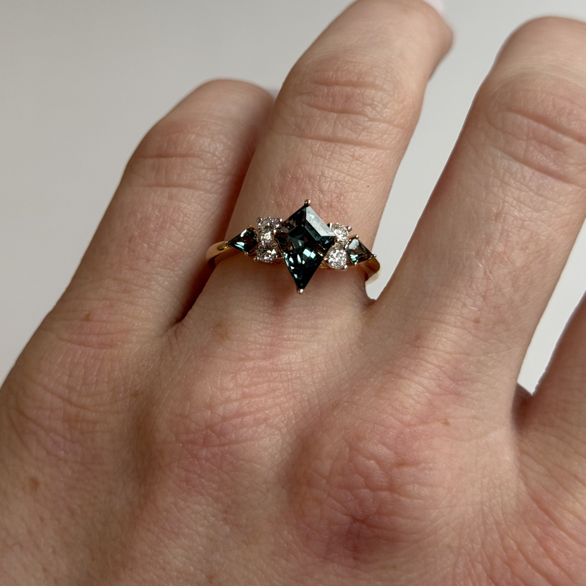 Kite Cut Alexandrite Ring | Lab-Grown Diamond | 14K Yellow Gold