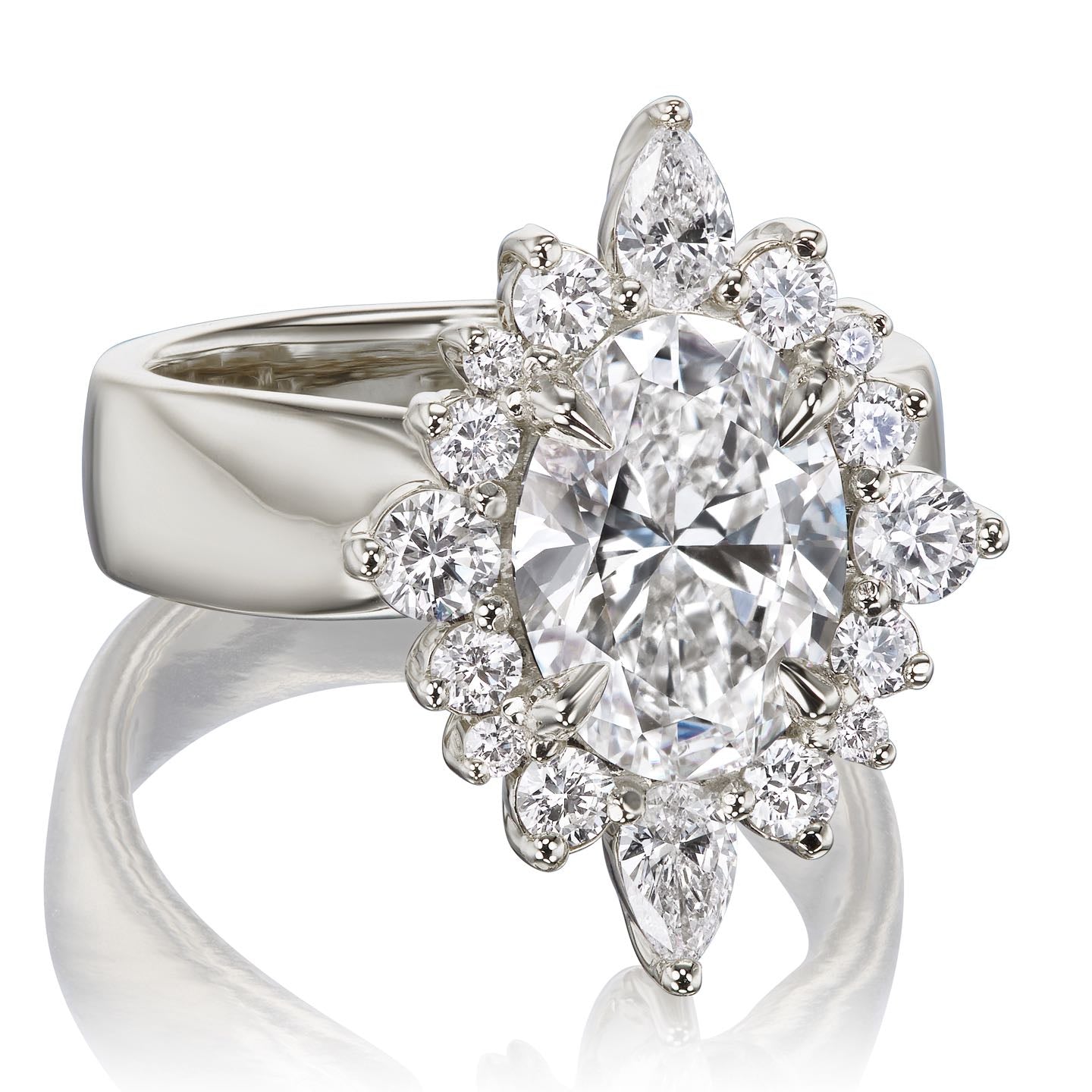 ・ANIKA・Oval Lab-Grown Diamond, Wide Shank (2.75ctw+)