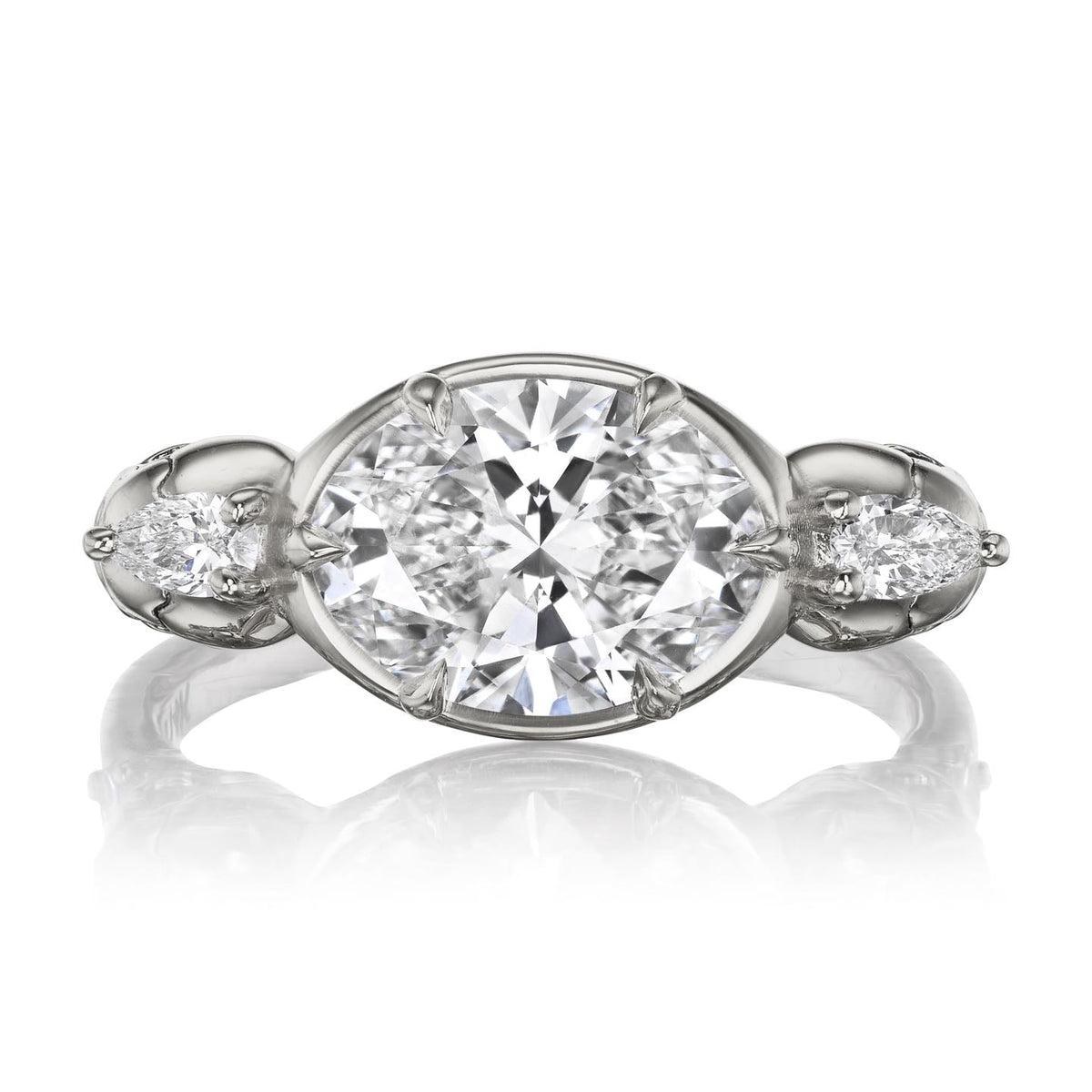 ・JULIET・Oval Lab-Grown Diamond, Skulls (2.25ctw+)