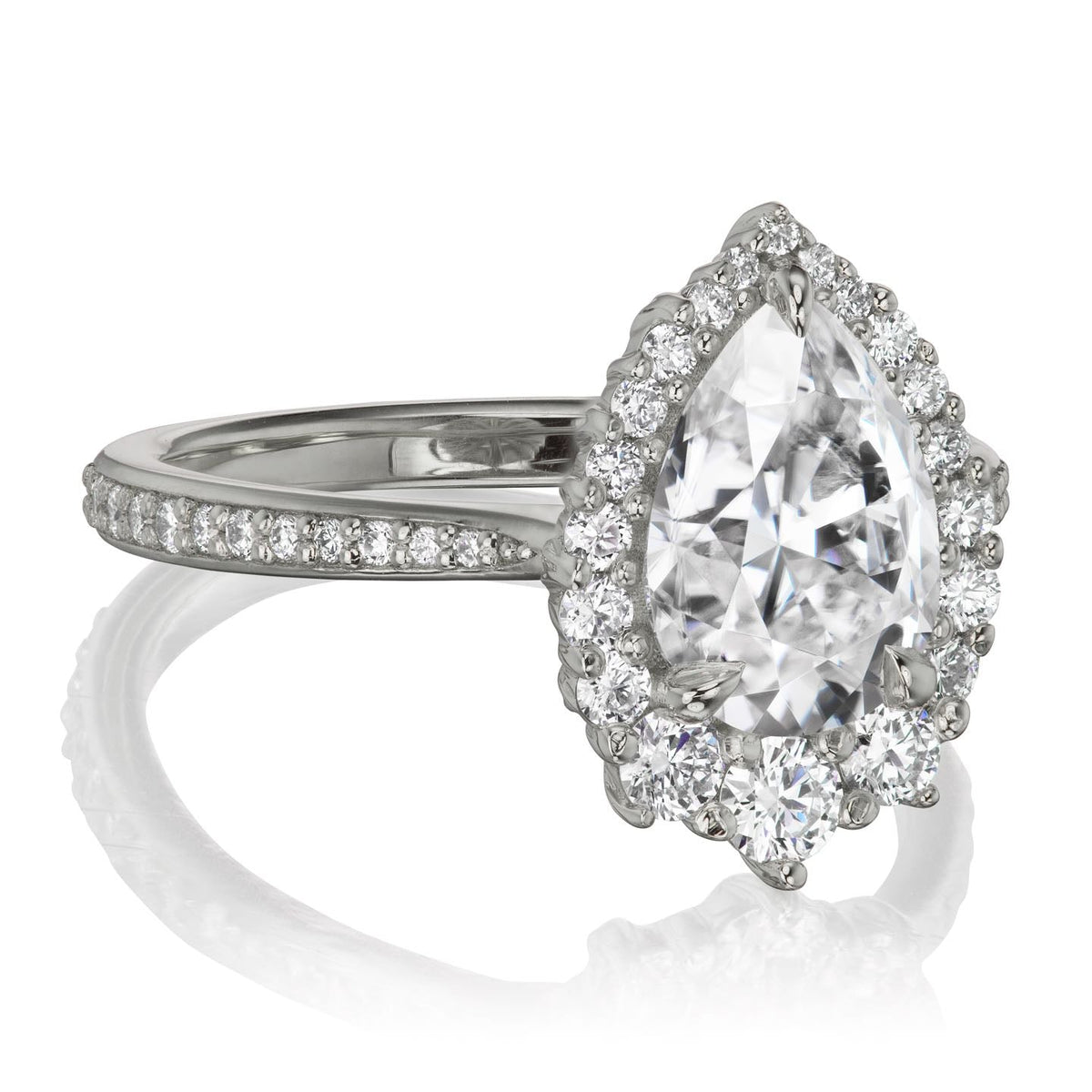 ・CELESTE・Pear Lab-Grown Diamond Center, Diamond Halo (2.5ctw+)
