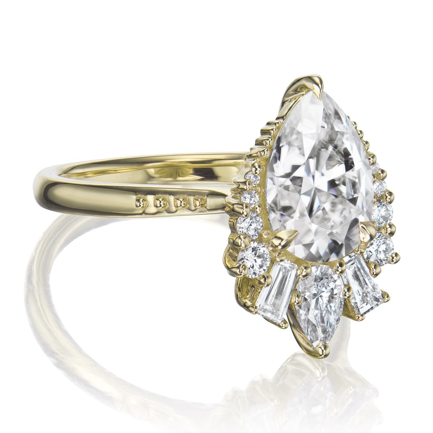 ・ARTEMIS・Pear Lab-Grown Diamond Center, Diamond Accents (2.45ctw+)