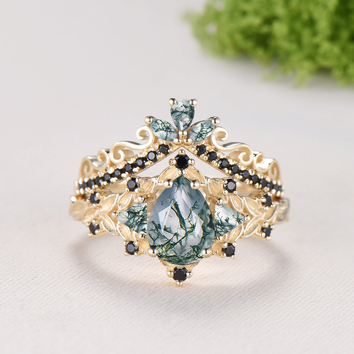 Vintage Pear Shaped Moss Agate Engagement Ring Set | Nature Inspired Leaf Vine Black Spinel Bridal Set | Unique Teardrop Wedding Set For Her