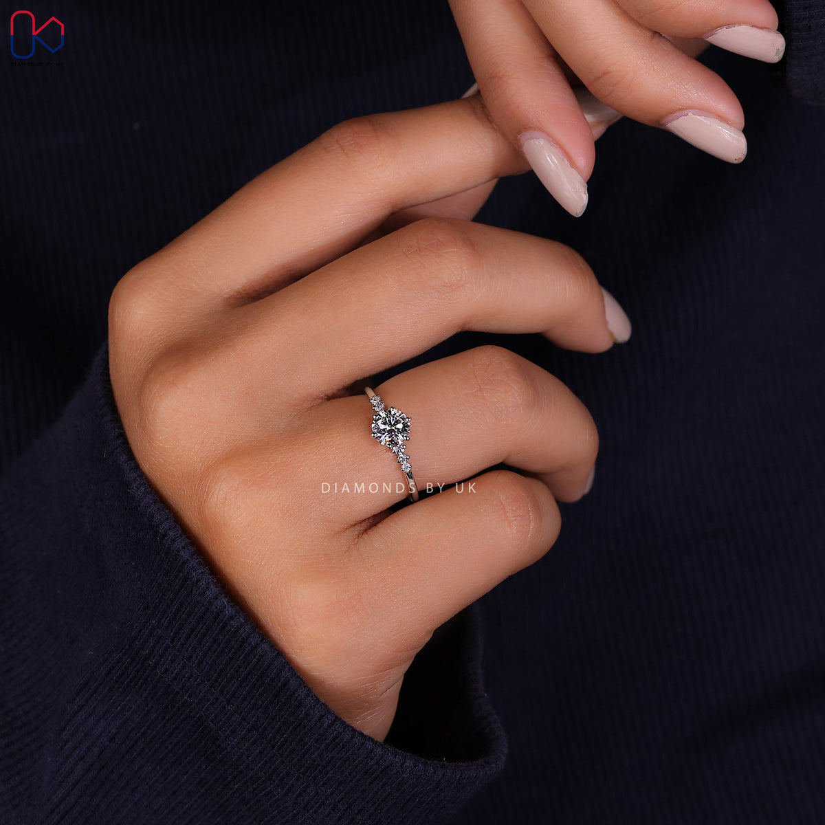 7 Stone Round Cut Diamond Ring