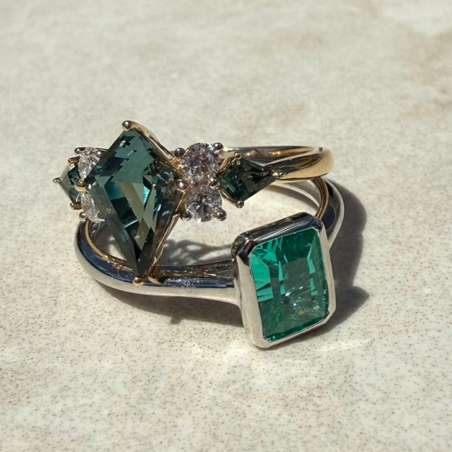 Kite Cut Alexandrite Ring | Lab-Grown Diamond | 14K Yellow Gold
