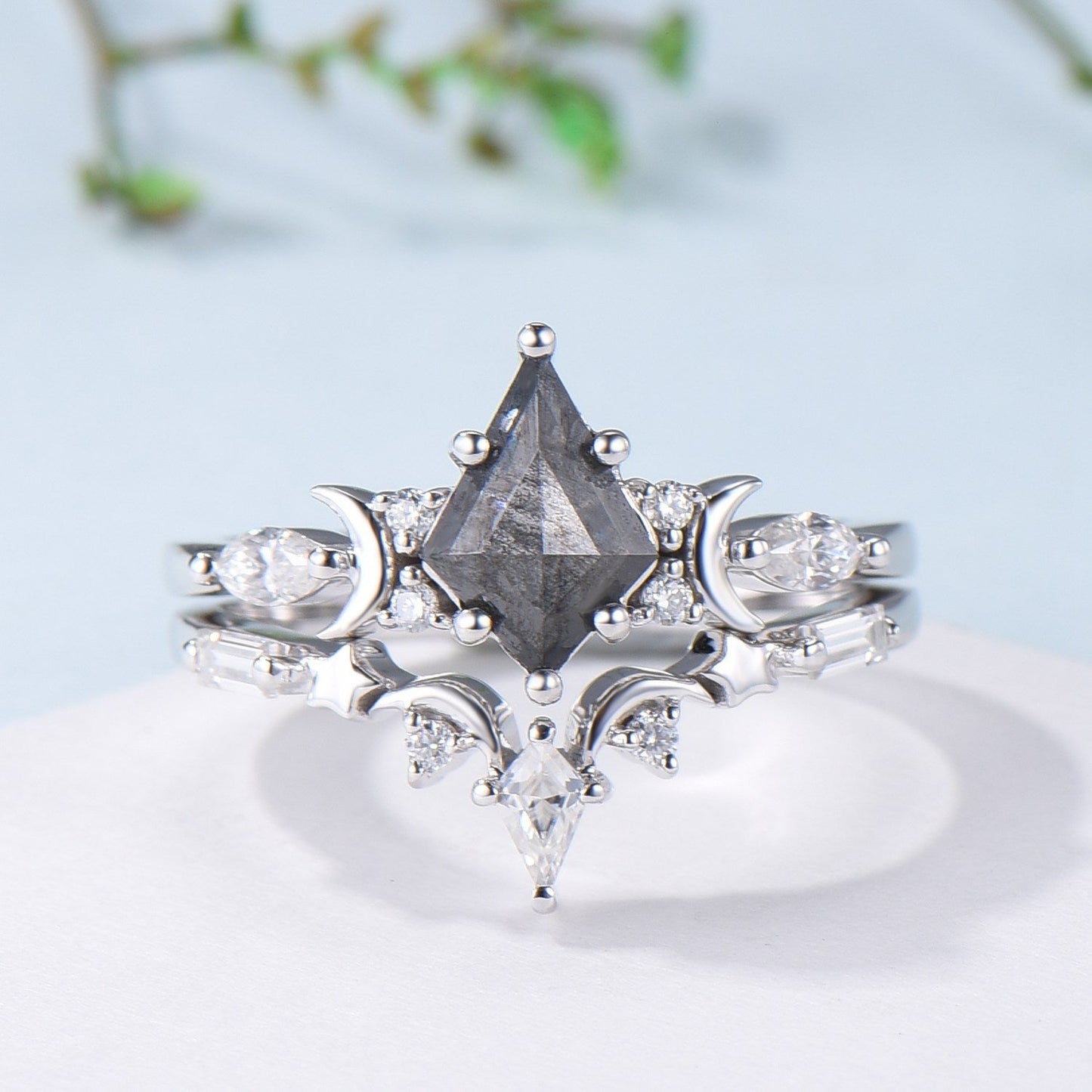 Unique kite cut salt and pepper diamond ring set natural pepper engagement ring 18k white gold bridal wedding set handmade anniversary gift