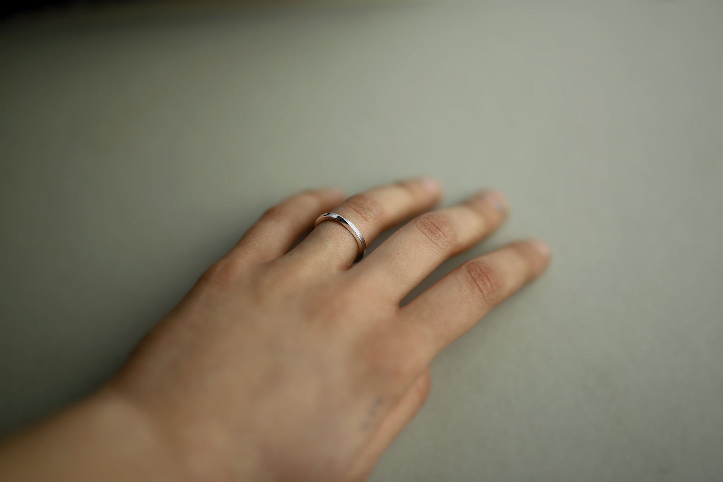 MEDIUM TORSION RING