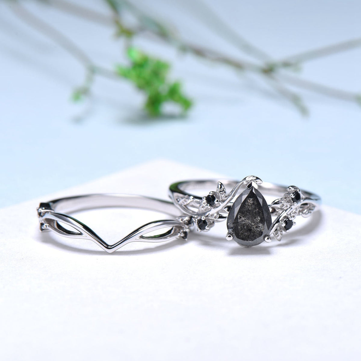 Vintage salt pepper diamond engagement ring pear shaped leaf branch pepper wedding ring set unique nature inspired promise ring for women