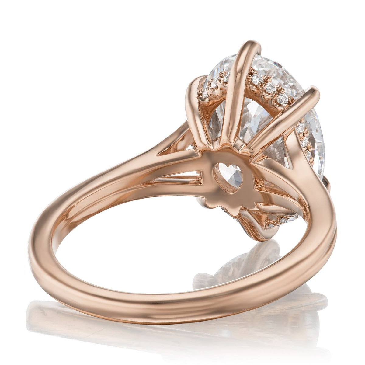 ・Ophelia・Oval Lab-Grown Diamond, Hidden Halo (4ct+ Center)