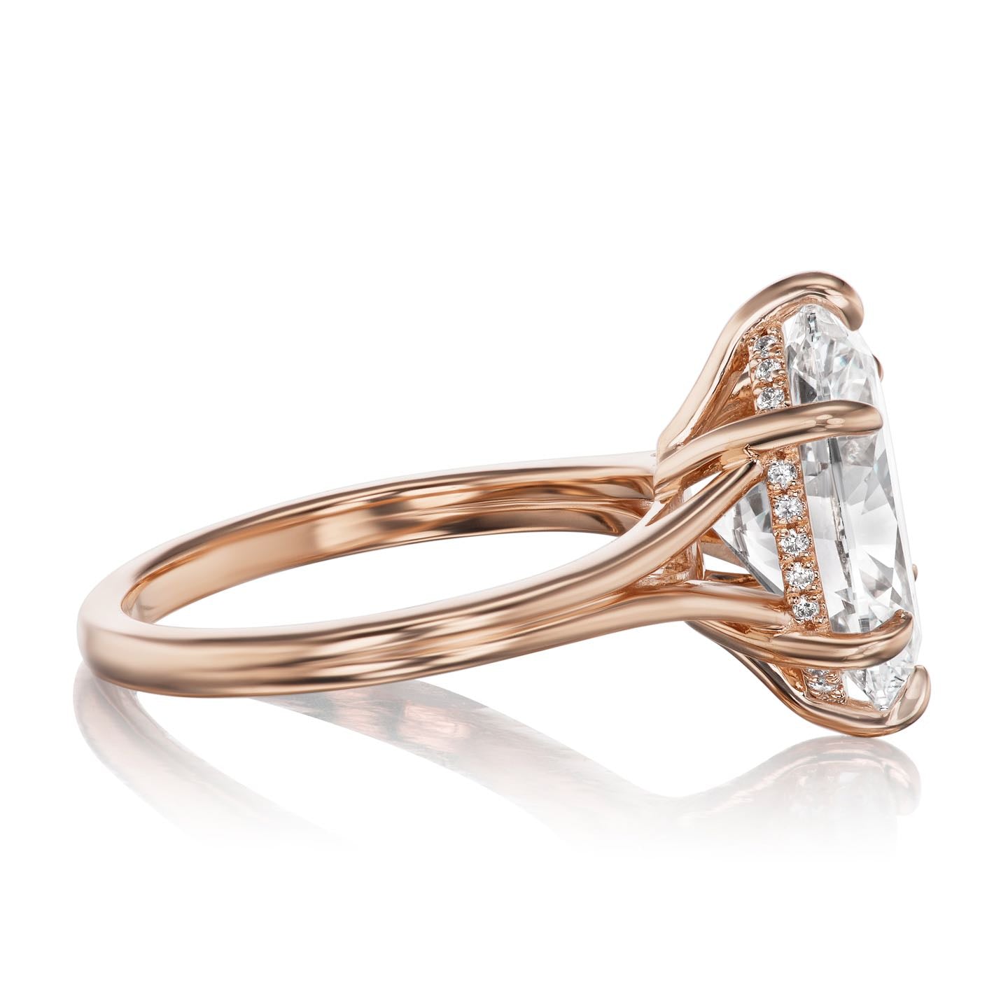 ・Ophelia・Oval Lab-Grown Diamond, Hidden Halo (4ct+ Center)