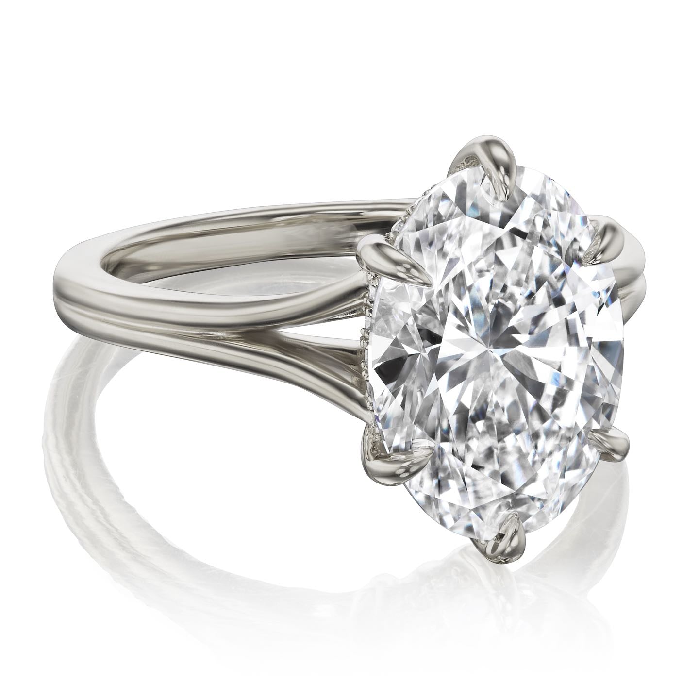 ・Ophelia・Oval Lab-Grown Diamond, Hidden Halo (4ct+ Center)