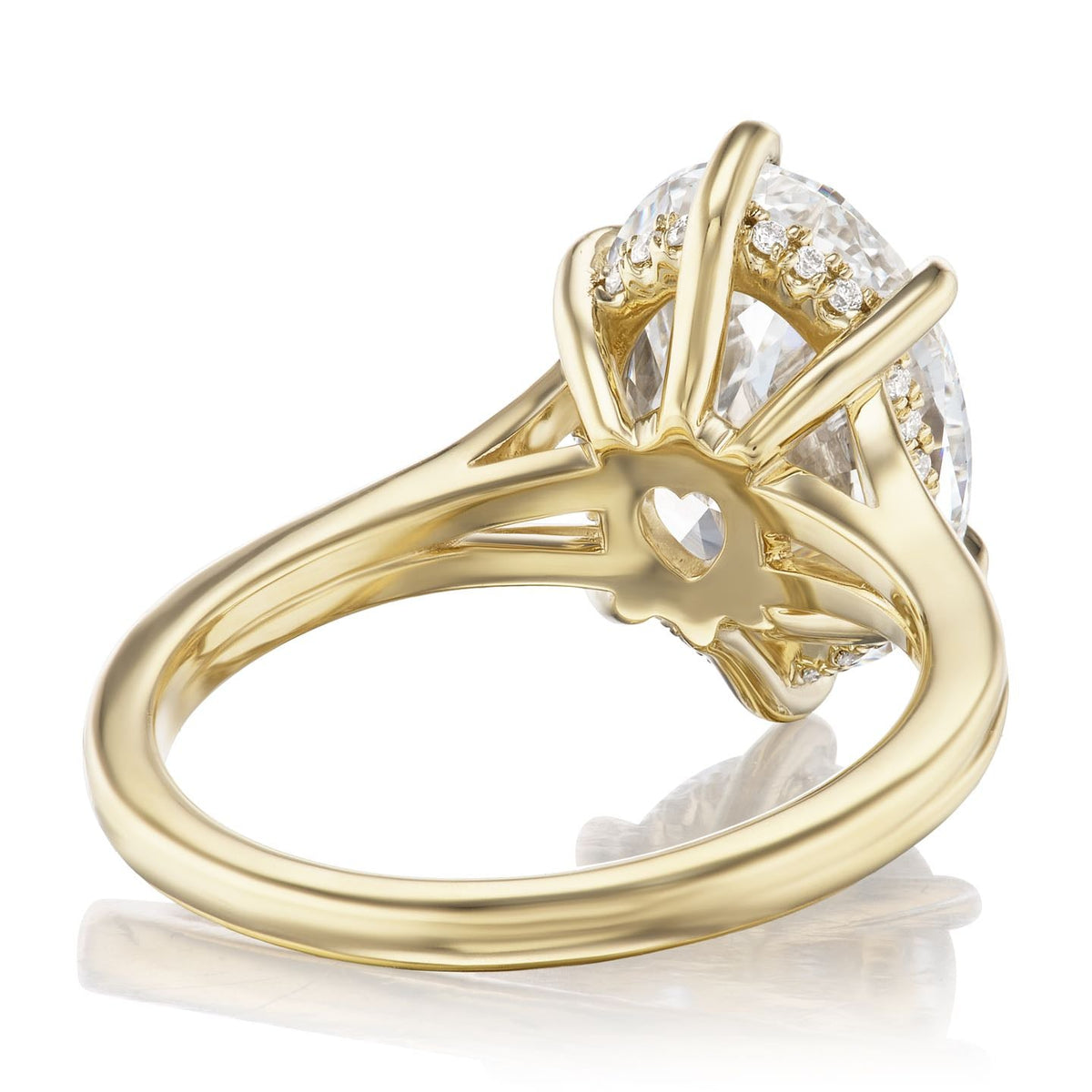 ・Ophelia・Oval Lab-Grown Diamond, Hidden Halo (4.09ct Center)