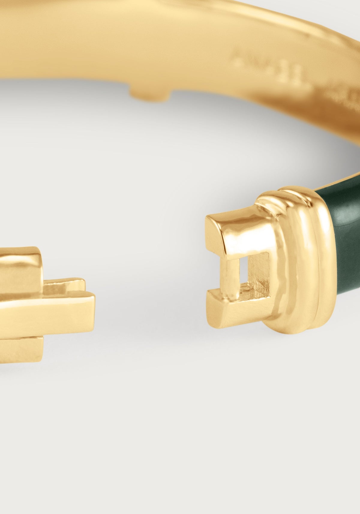 Forza Hinged Bangle
