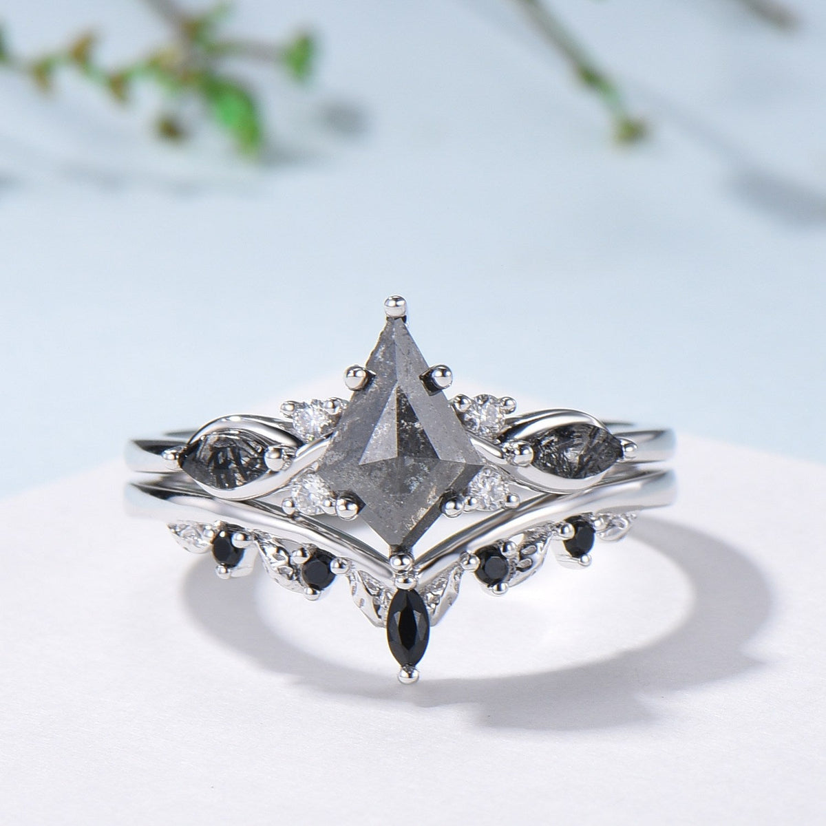 Vintage kite cut salt and pepper diamond ring set natural pepper engagement ring black rutilated quartz bridal wedding set anniversary gift