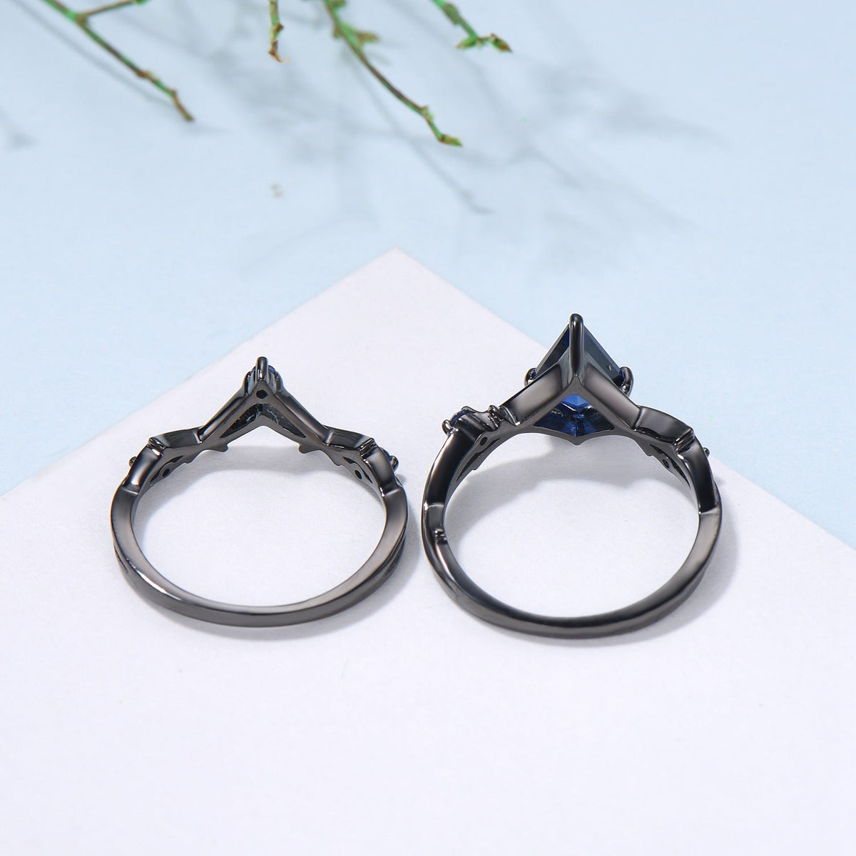 Art Deco black gold blue sapphire engagement ring set split shank kite cut blue sapphire wedding ring elegant anniversary bridal set women