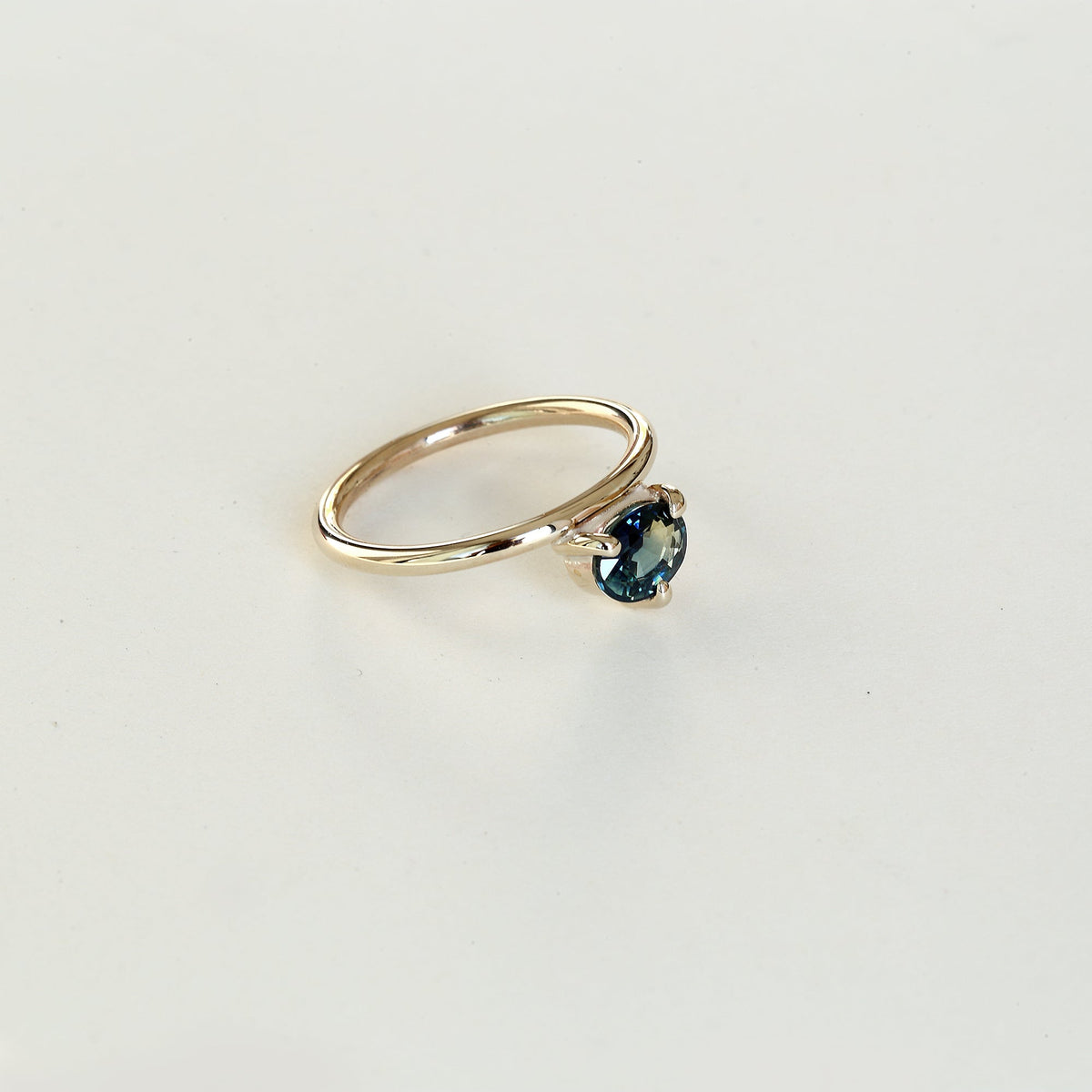BICOLOR SAPPHIRE BOLD RING