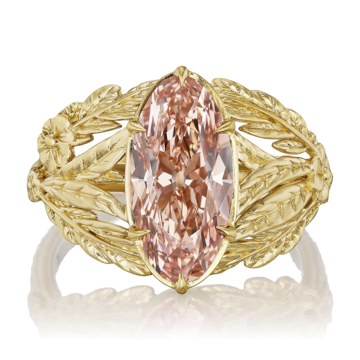 ・DAPHNE・Champagne Moval Lab Diamond, Leaves & Flowers (3.05ct)