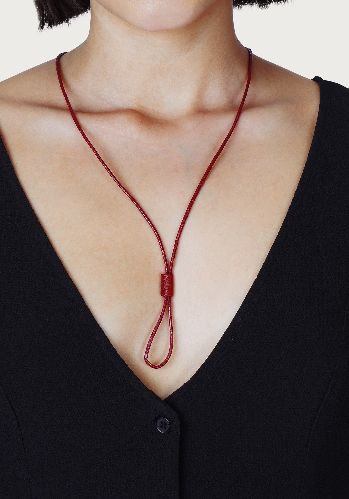 Cheval Leather Necklace, Gold