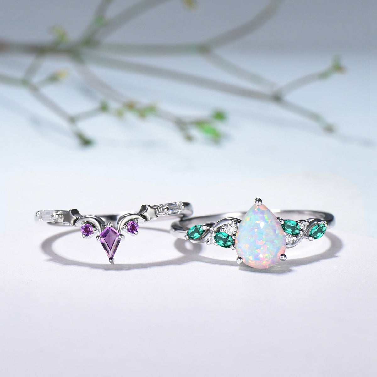 Opal and Emerald Wedding Ring Set, Pear Shaped Opal Ring, 14K White Gold Boho Engagement Ring, Unique Gift