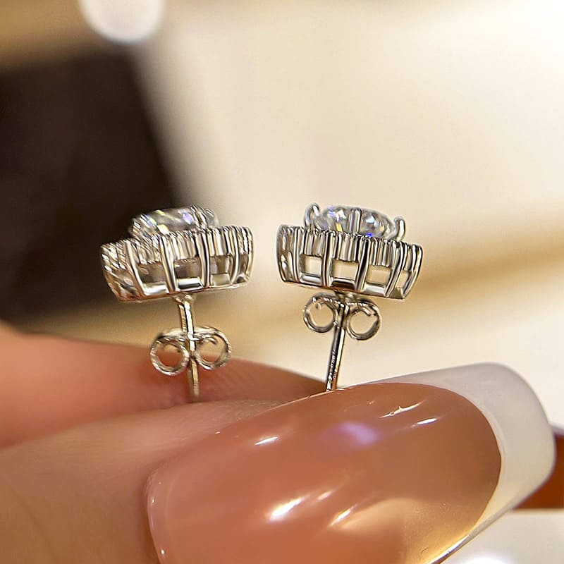 Solarii Moissanite Round Cut Flower Design 925 Sterling Silver Stud Earrings