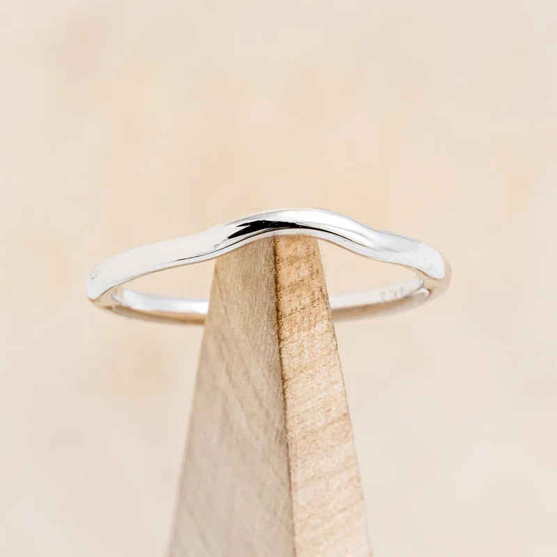14K Gold Contour Solid Metal Stacking Band - 14K White Gold - Size 5