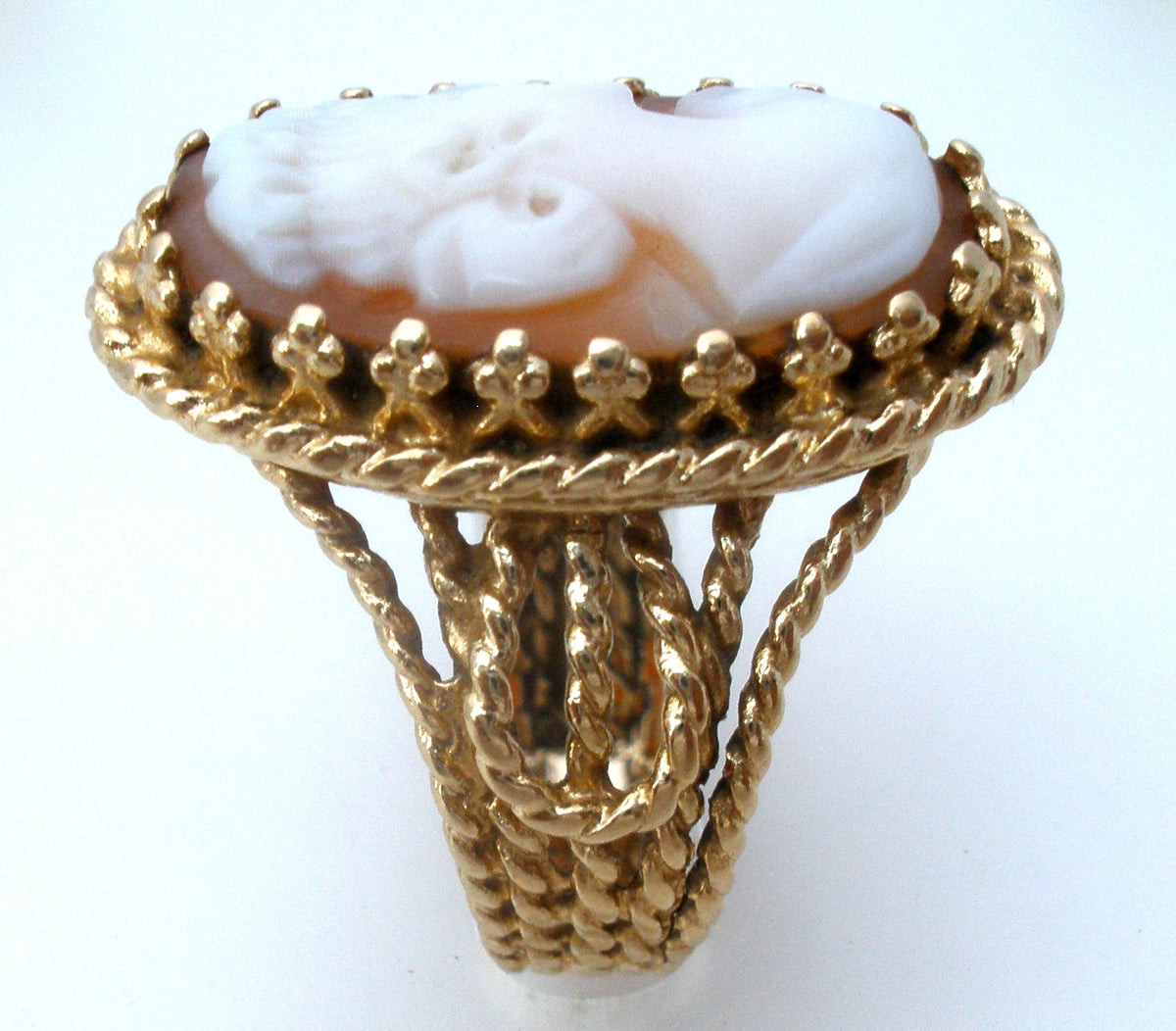 14K Gold Shell Cameo Ring Size 4